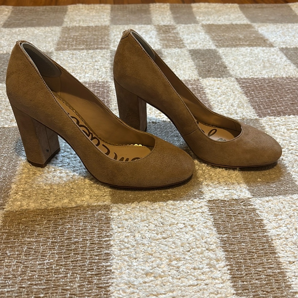 Sam Edelman Beige Suede Pumps, size 5